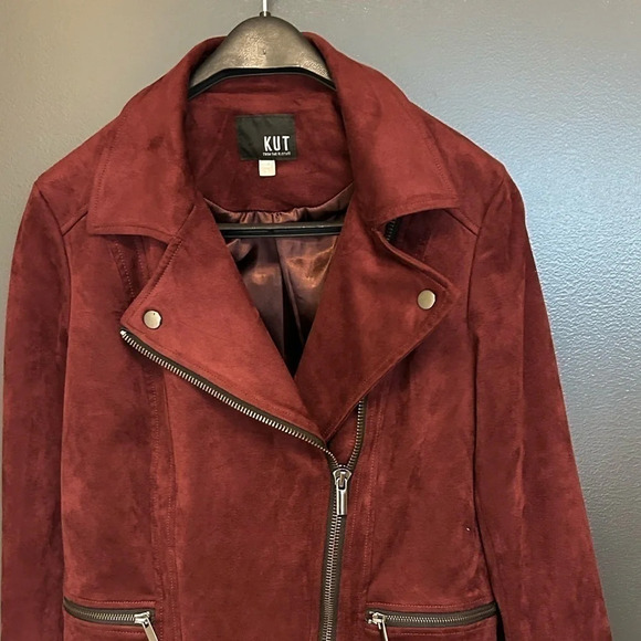 Beautiful worn under 5 times Canadian made and a fab brand! It’s ultra soft - Picture 2 of 5